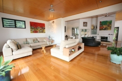 blackbutt-highgloss-web